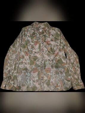 Logo Lori Goldstein Light Weight Camo Print Button Down Jacket Pockets Sz 10